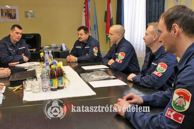 Három újonc tűzoltó kezdte meg szolgálatait Tolna megyében 