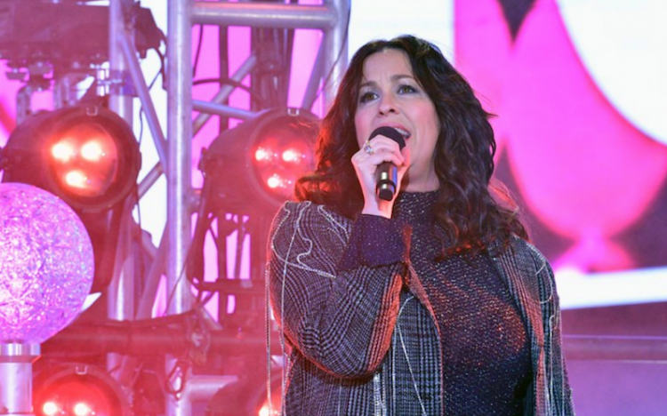 Alanis Morissette októberben a Budapest Sportarénában koncertezik