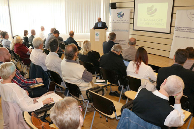 Települések a klímavédelemért címmel tartottak szakmai napot Pécsen