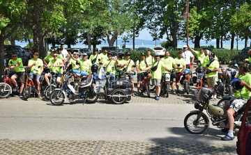 Egyre többen vágtak neki a IV. Babetta Balaton túrának