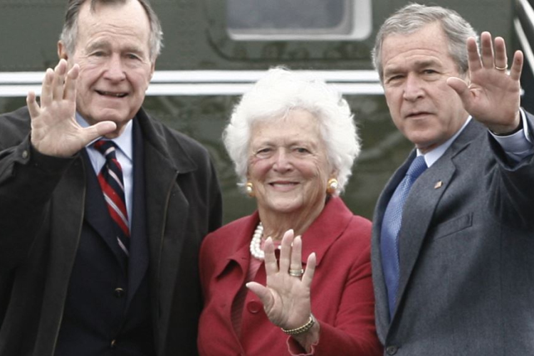 Meghalt Barbara Bush volt amerikai first lady