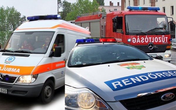 Két személygépkocsi karambolozott a 611-es főúton, Dombóvár határában.