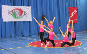 Aranyéremmel tértek haza a Belvárosi aerobic szakkörösei
