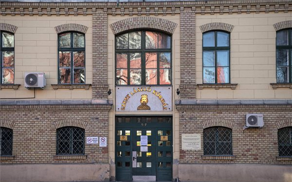 Újabb halálos áldozatokat követelt a koronavírus, több a beteg is
