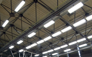 Megújult a Szuhay Sportcentrum két termének világítása