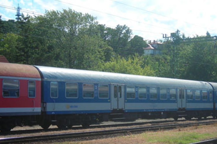 Halálos vonatgázolás Döbrököz és Dombóvár között 
