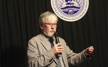 A koppányi aga testamentuma történész szemmel címmel tartott előadást Dr. Szakály Sándor történész-professzor