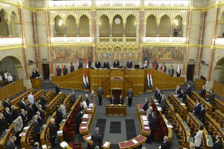 A Liget miatt tart rendkívüli ülést az Országgyűlés