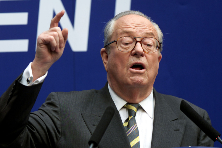 Elbagatellizálta a náci gázkamrák jelentőségét Jean-Marie Le Pen