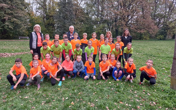 A DOVASE U10-es atlétái nyerték a mezei futóversenyt Kaposváron