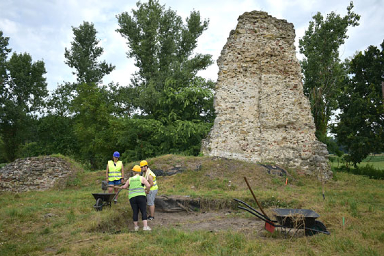 Idén immár 10. éve folytatódik Dombóváron a Kapos partján a szisztematikus régészeti kutatás