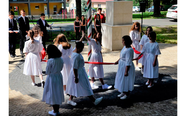A Nemzeti Összetartozás Napját ünnepelték Dombóváron