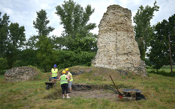 Idén immár 10. éve folytatódik Dombóváron a Kapos partján a szisztematikus régészeti kutatás