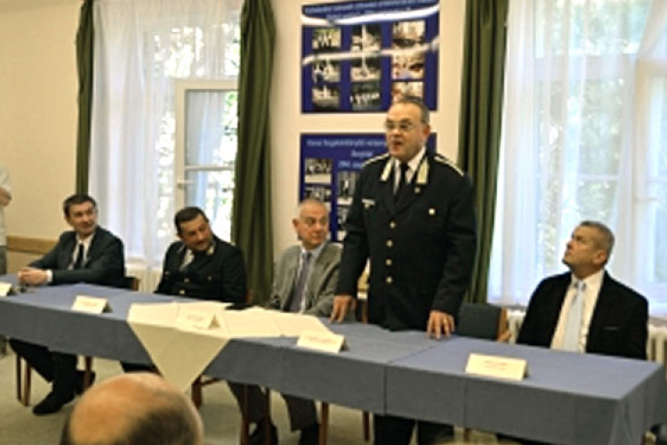 Elismerések Tolna megyei rendőröknek
