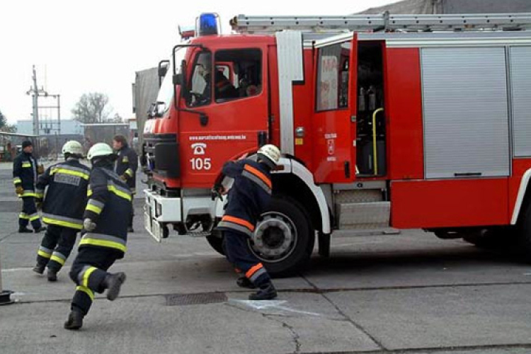 Vasárnap este egy villanyoszlopot döntött ki egy személygépkocsi Dombóváron, a Kórház utcában