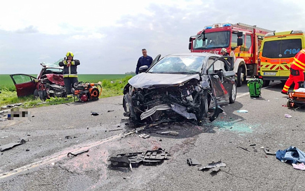 Ketten meghaltak a 61-es főúton történt balesetben